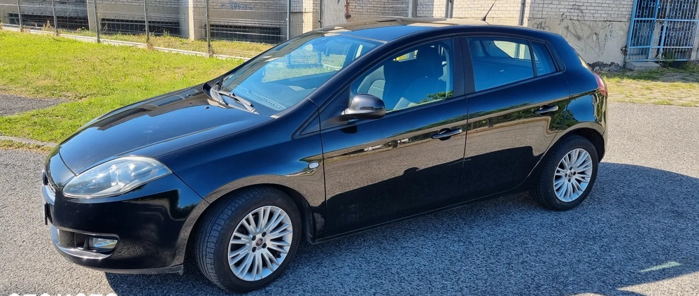 Fiat Bravo cena 18900 przebieg: 103284, rok produkcji 2010 z Tychy małe 121